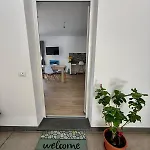 Open Space Da Mirko Apartman *